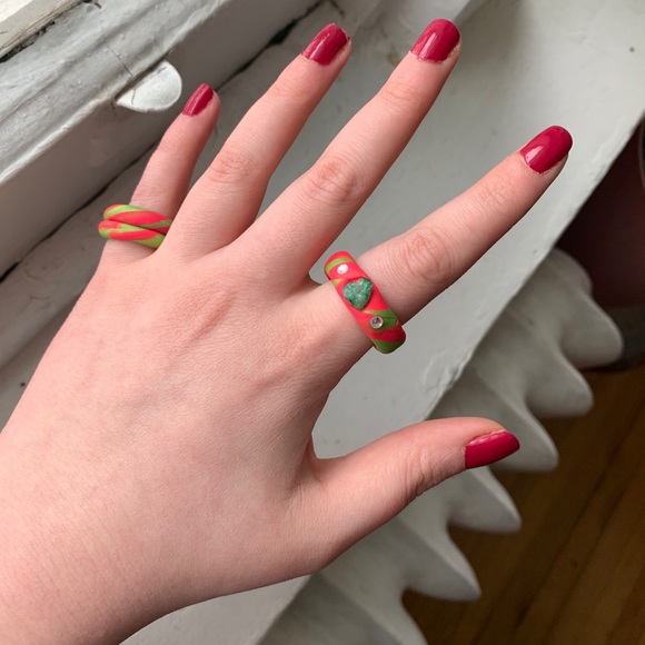 FREE ADD ON Handmade Raw Emerald Clay Ring Sz 7.5 - Picture 4 of 5